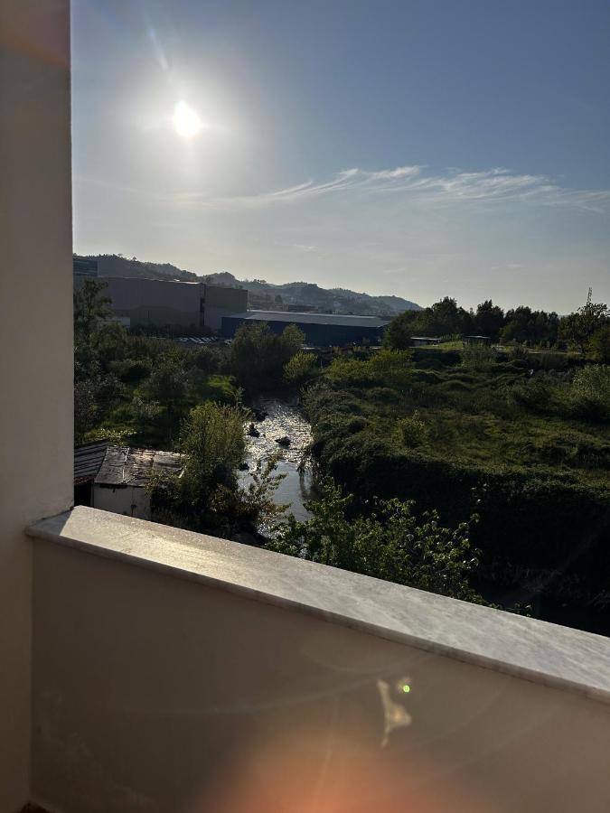Sunny Riverside Tirana'S Oasis - Breakfast & Dinner Exteriör bild