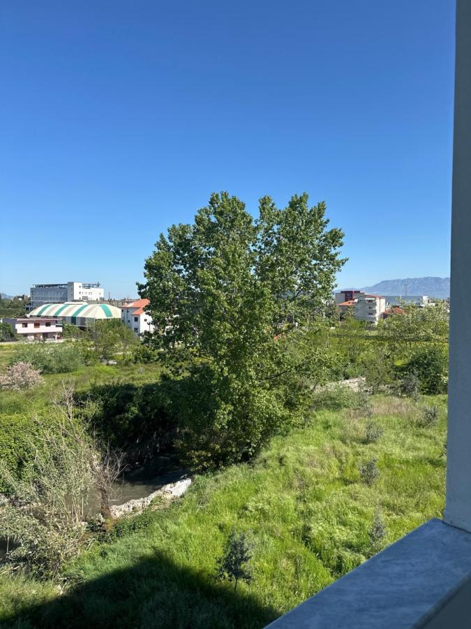 Sunny Riverside Tirana'S Oasis - Breakfast & Dinner Exteriör bild